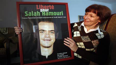 הוארך מעצרו המנהלי של הצרפתי פלסטיני אלחמורי