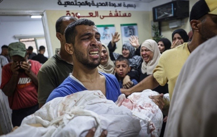 הפצצה בעזה: חמישה פלסטינים נהרגו ורבים נפצעו