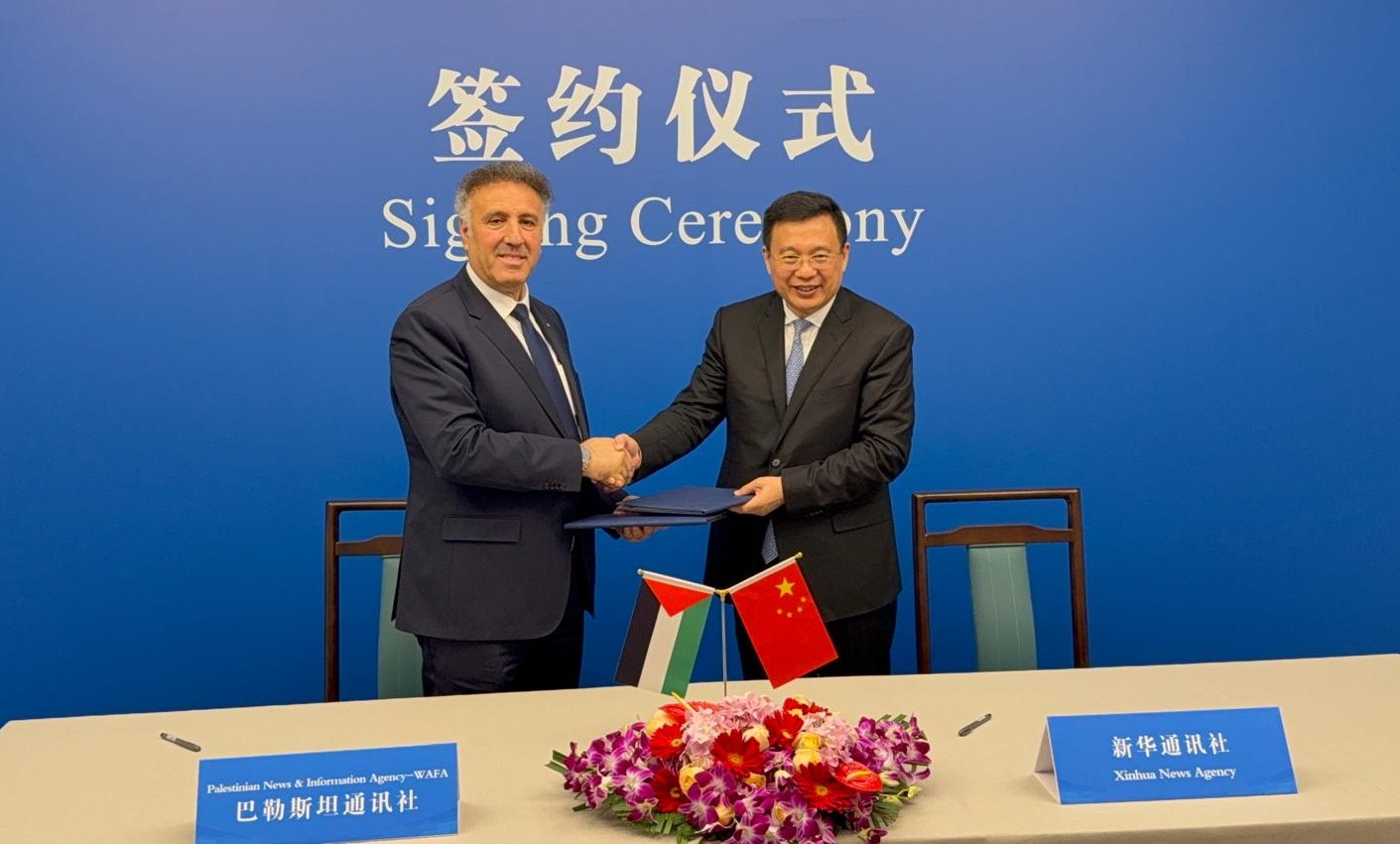שר אחמד עסאף חתם בבייג׳ינג על מזכר שיתוף פעולה עם סוכנות שינחואה הסינית ודיווח על ההתפתחויות הפוליטיות בפלסטין