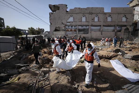 עזה: קשיש ותושבים נוספים נפצעו מירי כוחות הכיבוש, וחממה עלתה באש במחנה חלאווה