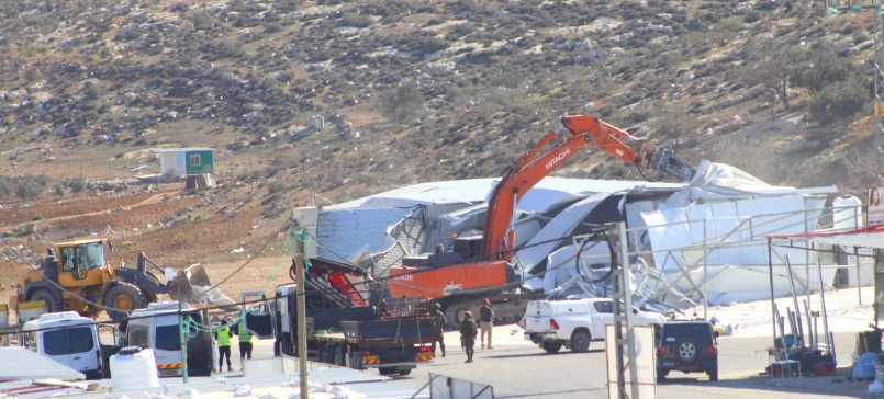 הכיבוש הורס מתחם מסחרי וכביש מרכזי בדרום חברון – פגיעה חמורה בפרנסת התושבים