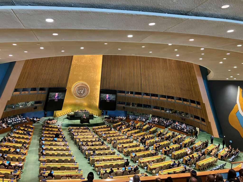 משלחות רבות נטשו את אולם העצרת הכללית עם תחילת נאומו של נתניהו