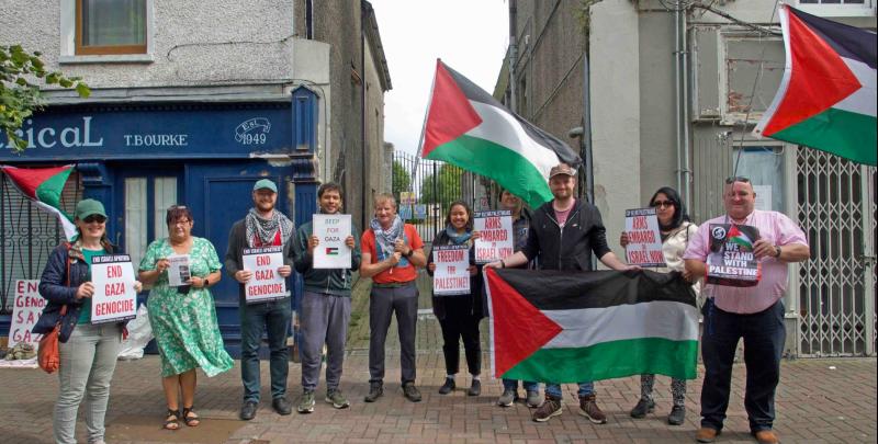 מפגינים בדבלין קוראים לארה"ב להפסיק את התמיכה בישראל ולהצטרף למאבק הפלסטיני
