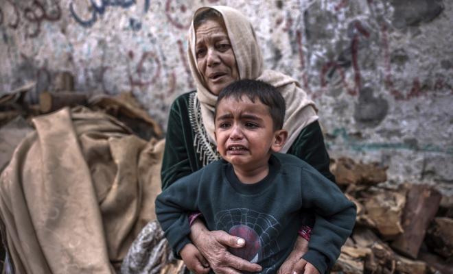 רופא בריטי: "עזה מתמודדת עם ברבריות מימי הביניים"