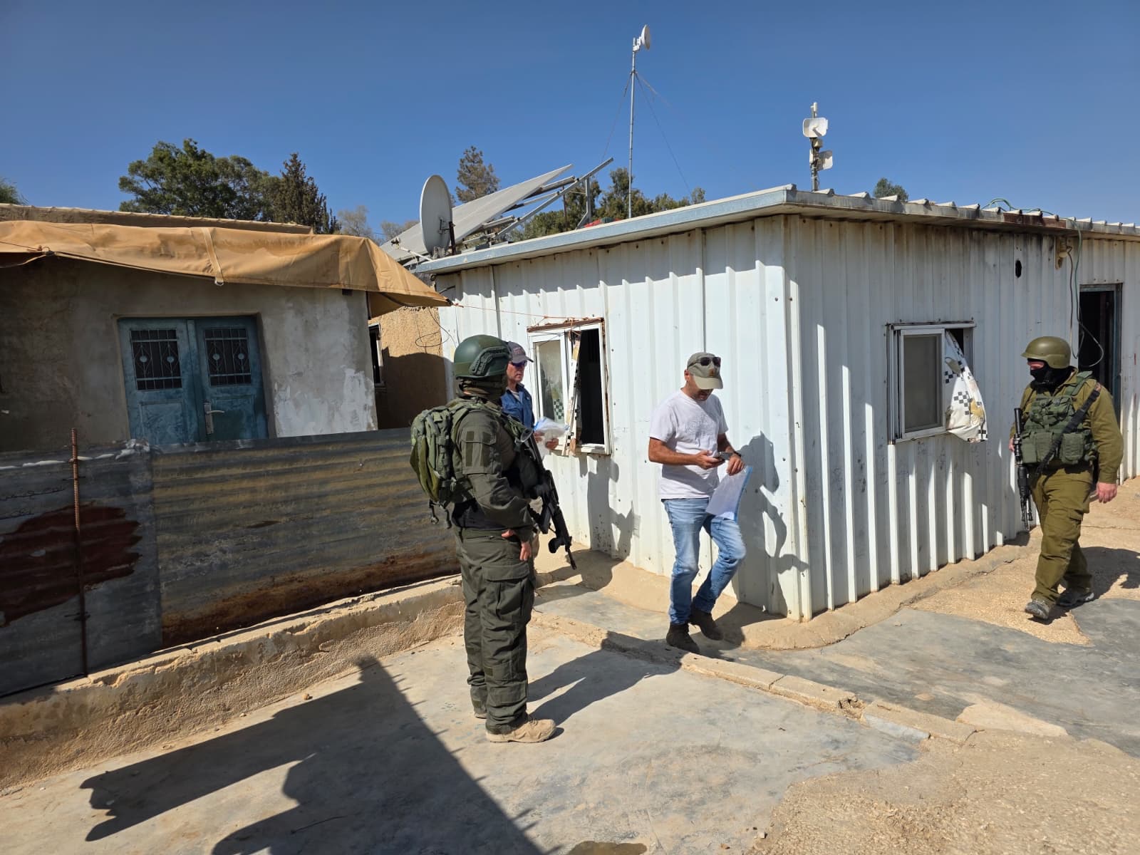 כוחות הכיבוש מסרו צווי הריסה ל־14 בתים ולמרכז קהילתי ובריאותי באום אלח’יר שבמסאפר יטא