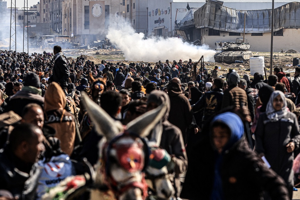 כוחות הכיבוש ממשיכים לתקוף: "המסלולים הבטוחים" הפכו למלכודת מוות עבור המפונים מצפון עזה