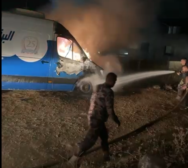 מתנחלים הציתו ארבעה רכבים וחלק מבית בעטארה שבצפון רמאללה