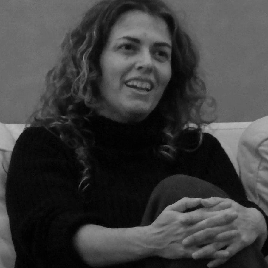 צפה של גזל, רוע, דם מרחק לא רב מבועת ההכחשה. ההסתרה.