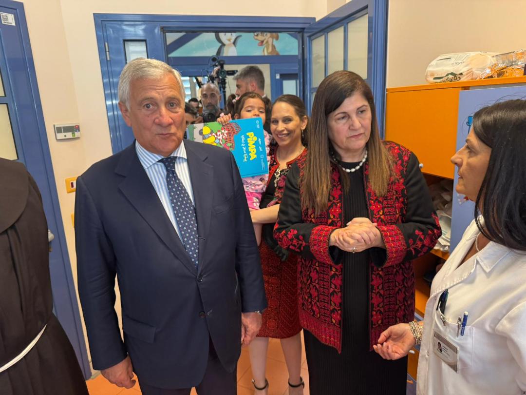 השרה שאהין ושר החוץ האיטלקי ביקרו את הפצועים הפלסטינים בבתי חולים ברומא