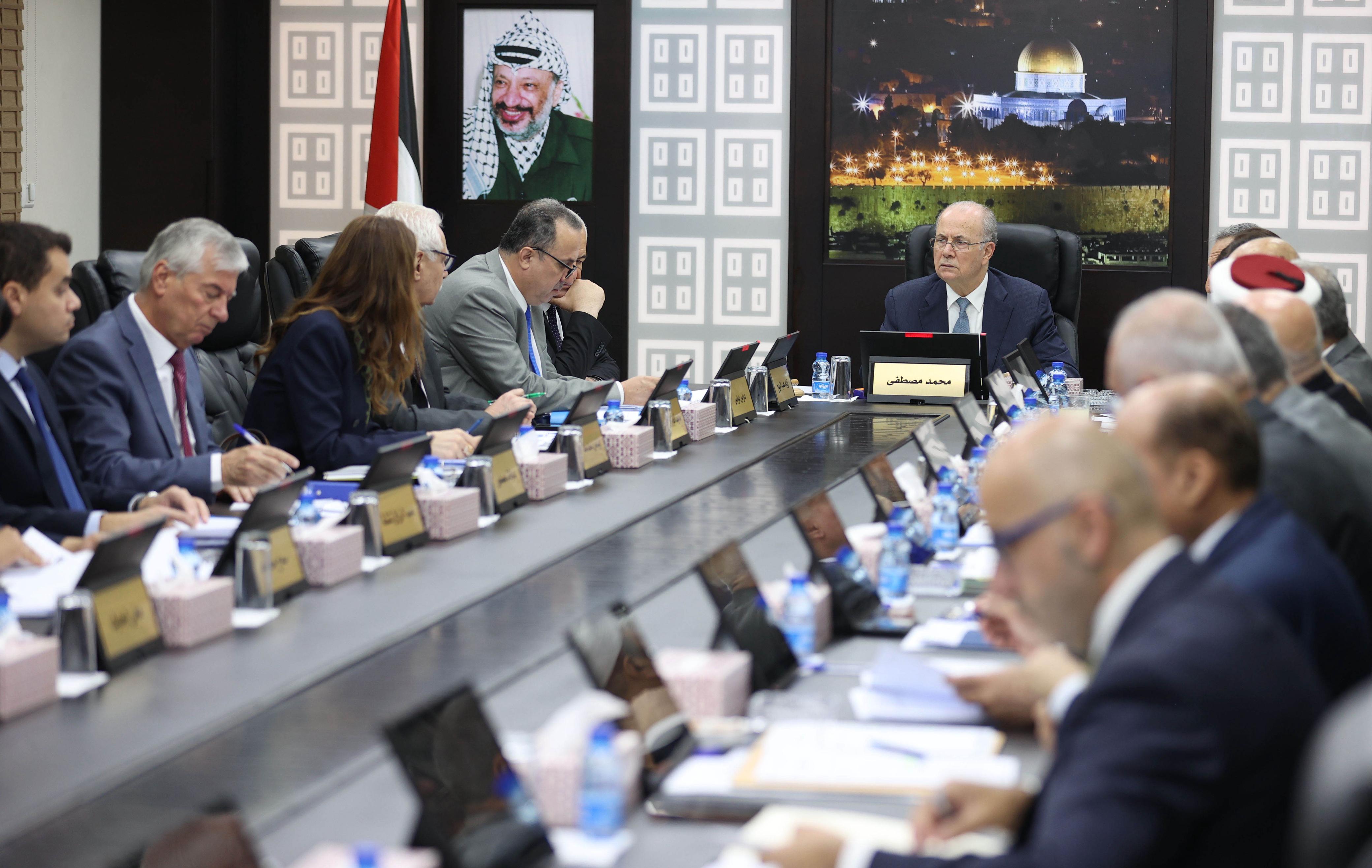 מוסטפא: הממשלה ערוכה לשאת במלוא אחריותה בגדה ובעזה