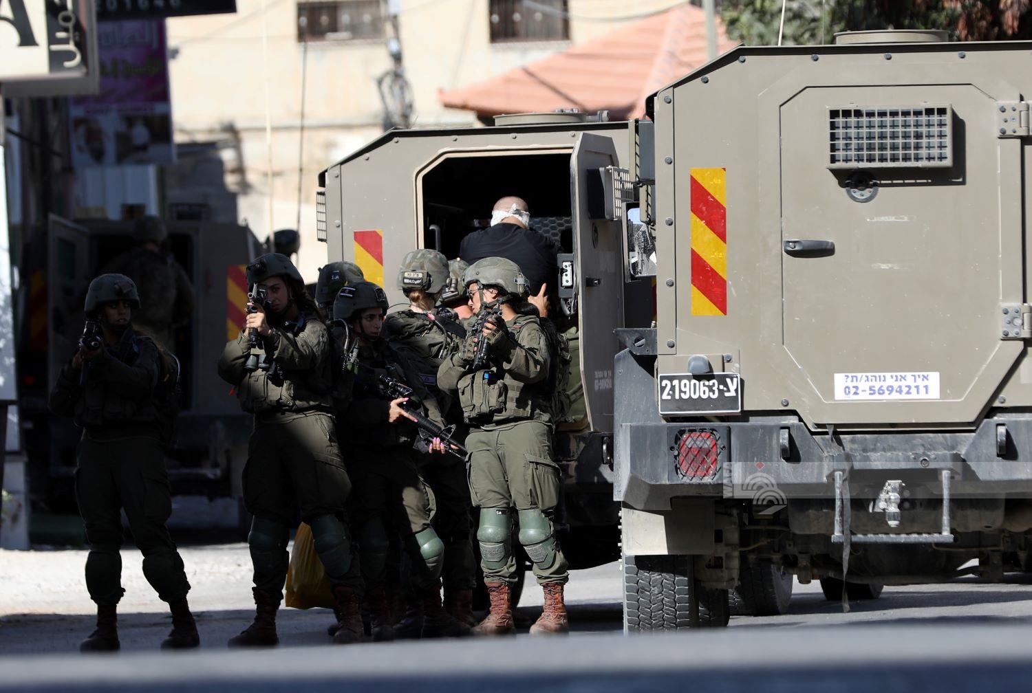 כוחות הכיבוש עצרו 11 אזרחים בטובאס ובטמון