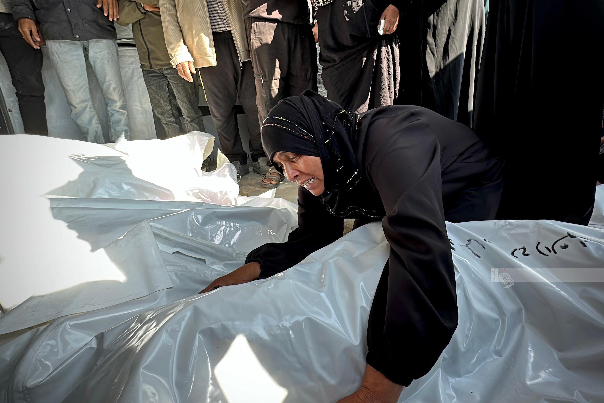 חמישה הרוגים בתקיפות כוחות הכיבוש על עזה וח'אן יונס — בהם אם ובנה