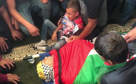 הילד ניפרד מאביו בבכי קורע את הלב