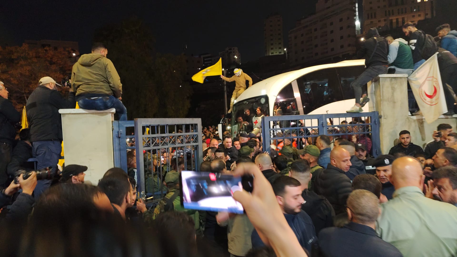 אסירים משוחררים חושפים: "הכיבוש נפרד מאיתנו במכות ובעינויים"