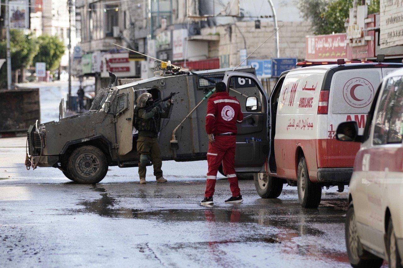 10 ימי המצור על ג'נין: איך התמודדו צוותי הרפואה עם האתגרים והסכנות