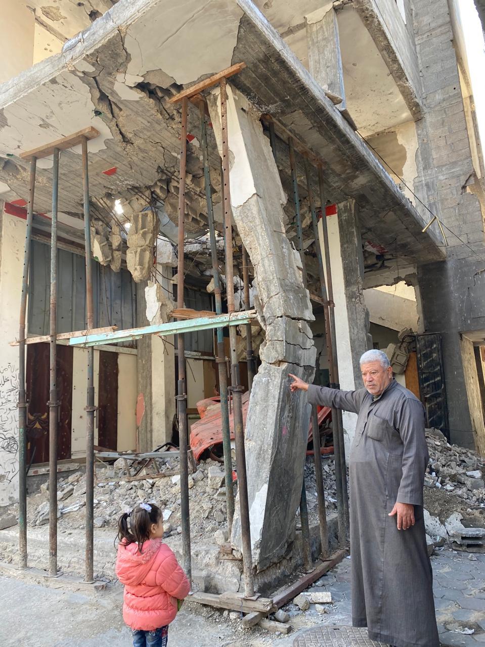 עזה: הבתים שעומדים לקרוס הם "קברים פתוחים"