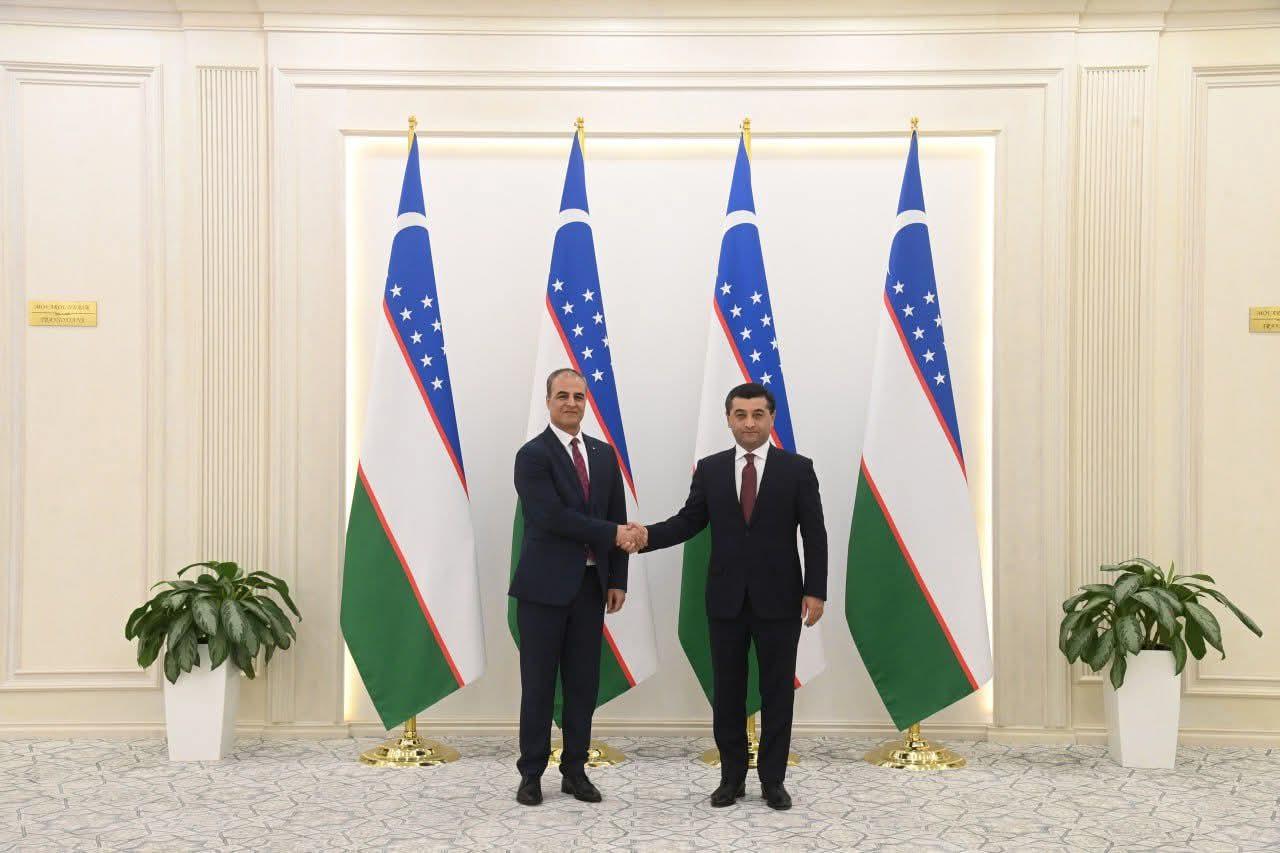 שר החוץ של אוזבקיסטן קיבל עותק מכתב ההאמנה של שגריר פלסטין החדש