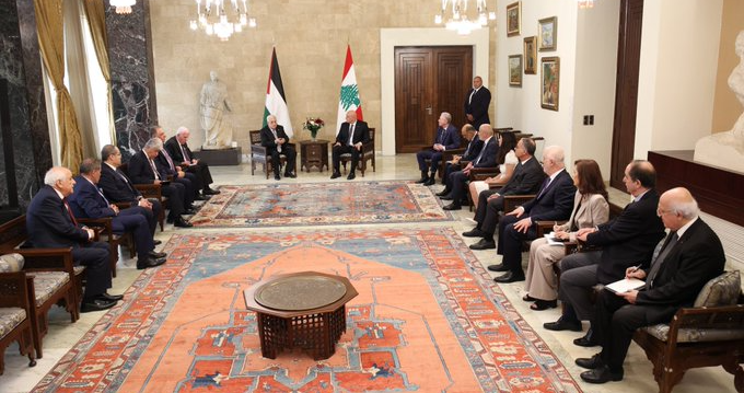 הנשיא מחמוד עבאס נפגש עם נשיא לבנון ג'וזף עון בביירות