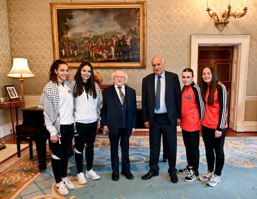 נשיא אירלנד נפגש עם רג'וב: עומדים לצידו של העם הפלסטיני