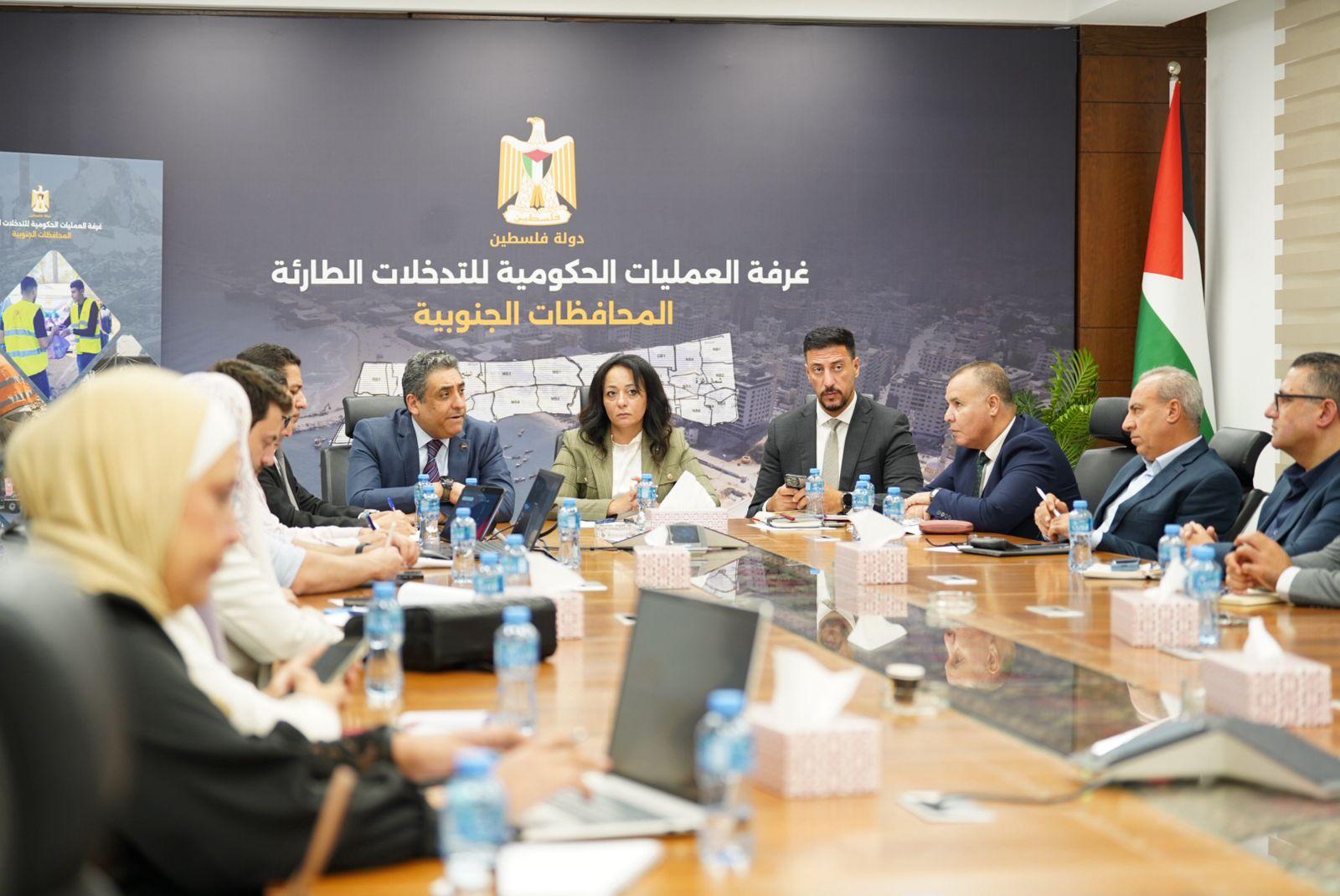 חדר המבצעים הממשלתי דן באסון ההומניטרי בעזה עם שגרירי פלסטין באפריקה וארגוני החברה האזרחית