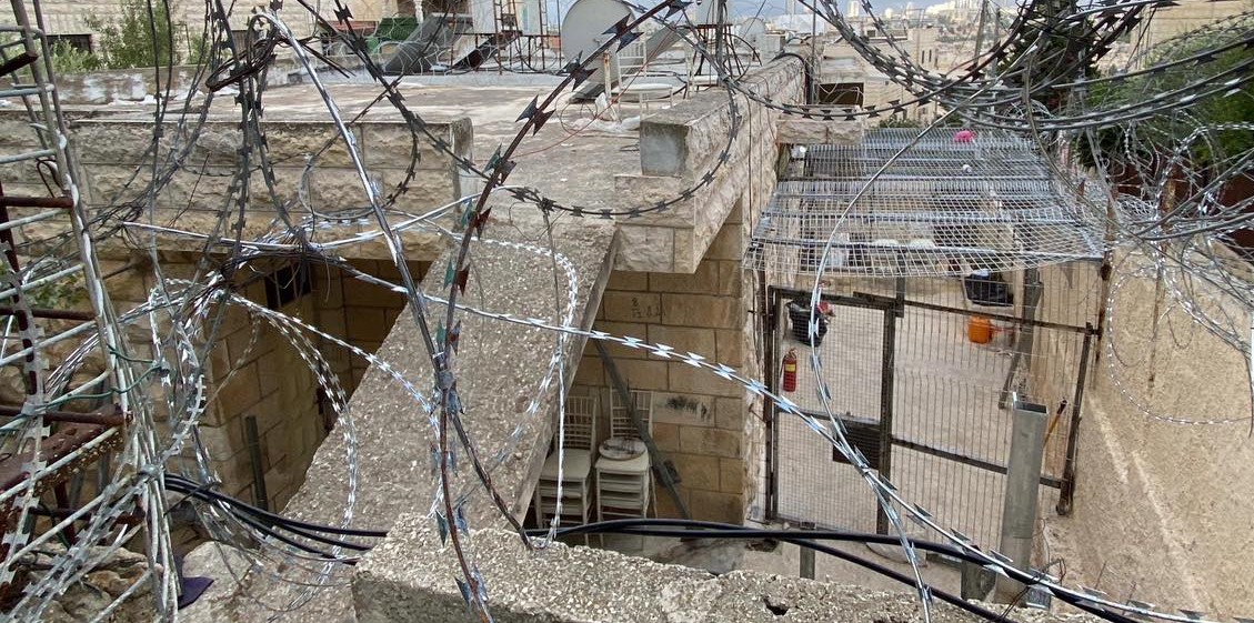 מתנחלים השתלטו על דירה וקרקע בשכונת א-טור במזרח ירושלים