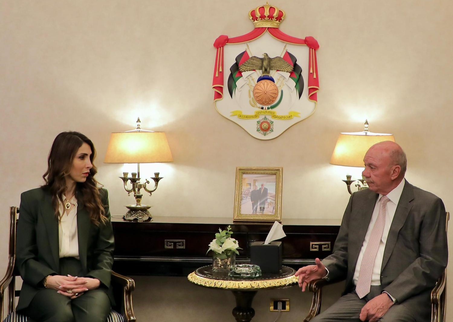 שיתוף פעולה כלכלי: משרד העבודה הפלסטיני ומועצת האעיאן הירדנית דנו בהגנה על זכויות עובדים ובקידום שוק העבודה