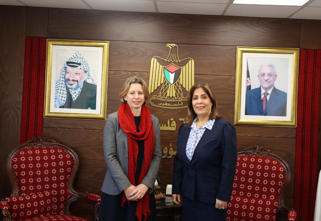 השרה לענייני מעמד האישה: יש להגביר את התמיכה הבינלאומית בשיקום עזה ובהגנה על זכויות הפלסטינים