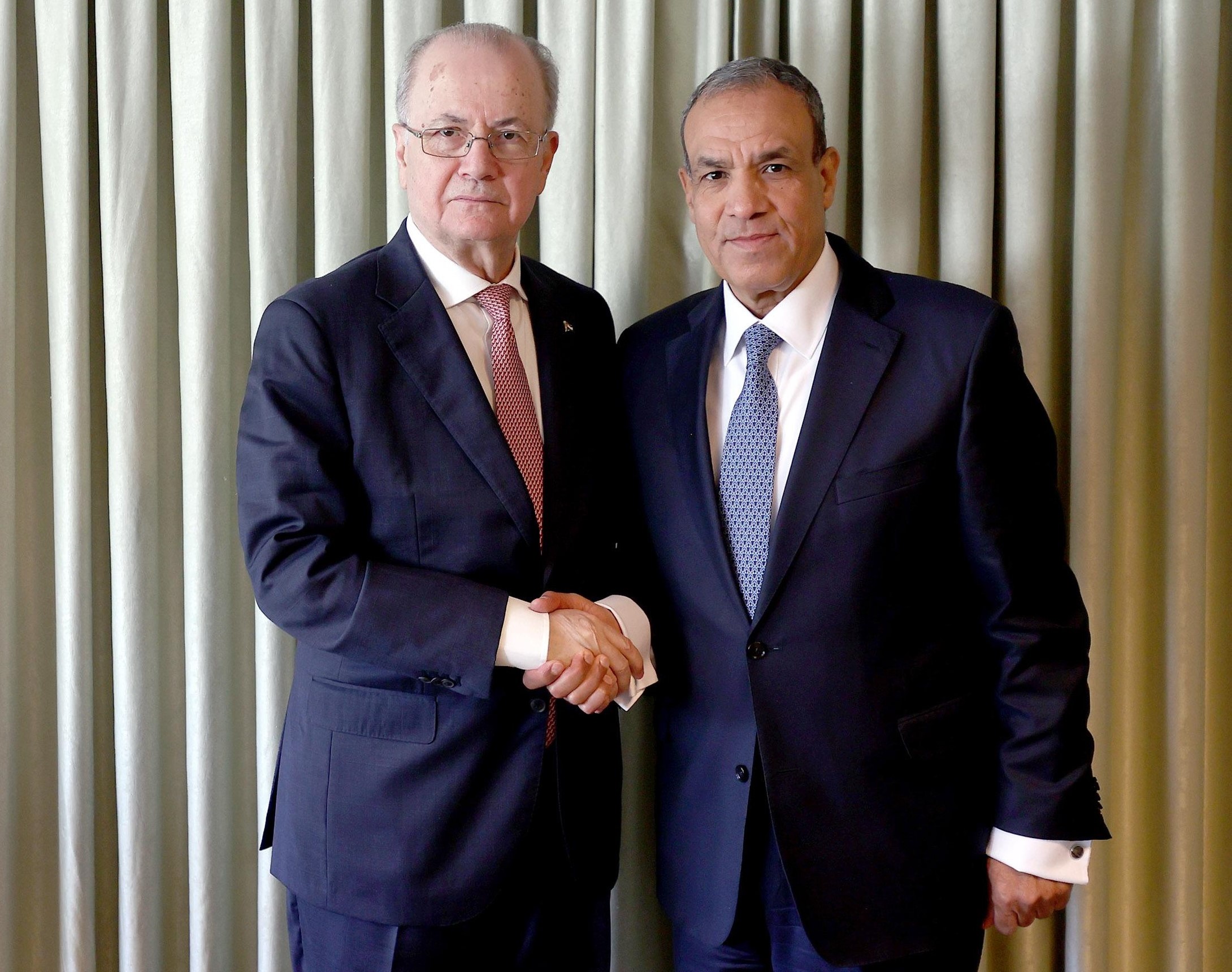 ראש הממשלה הפלסטיני: מגבשים תכנית לשיקום עזה, דורשים הפסקת מתקפה מיידית