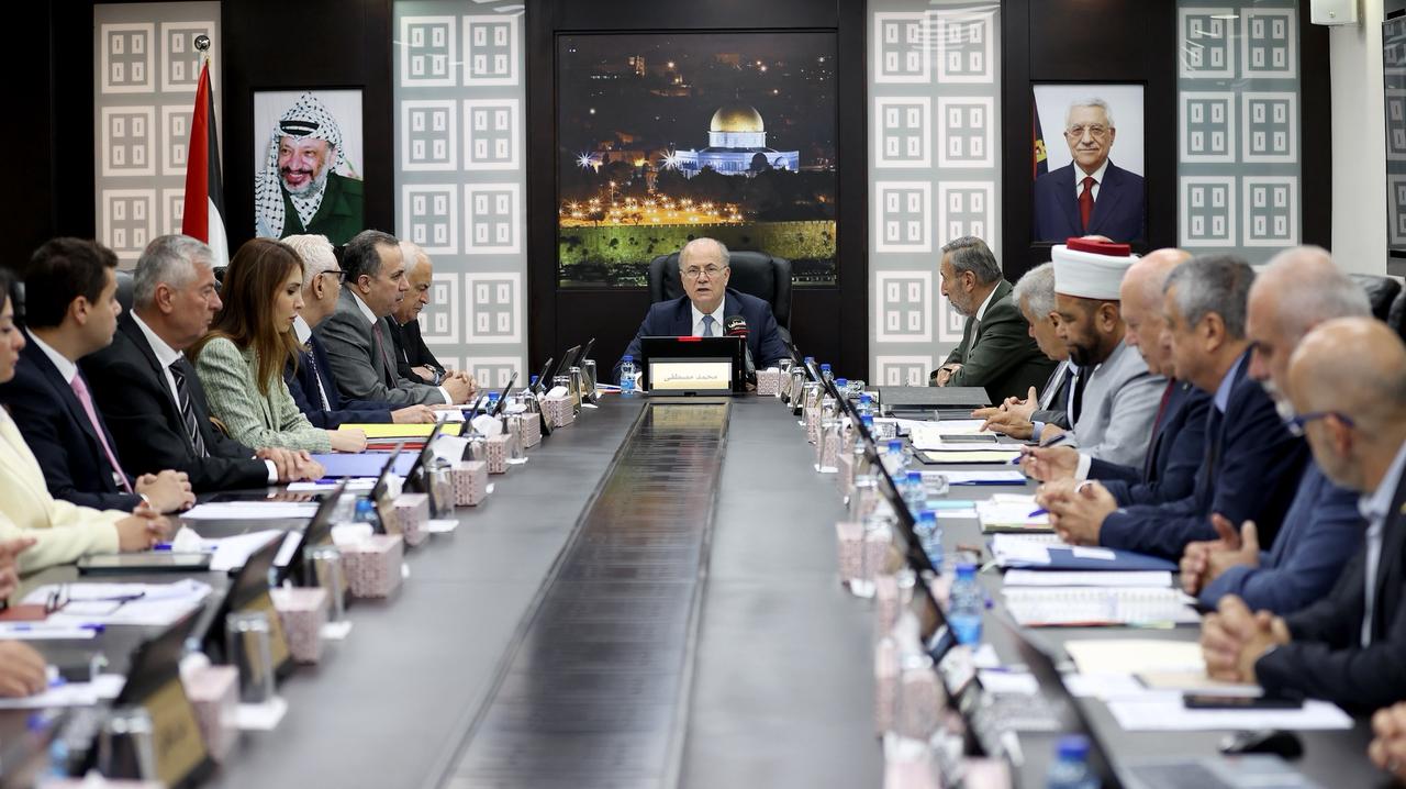 הממשלה הפלסטינית: מוכנה ליישם את תוכנית ההתאוששות והשיקום בעזה, והסיוע הבין־לאומי צריך להיות תומך – לא חלופי