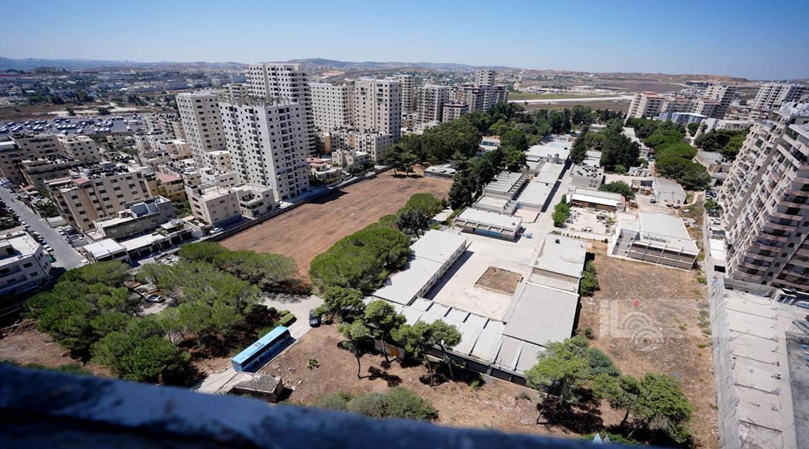 מחוז ירושלים: כוחות הכיבוש ממשיכים זה היום השני להשתלט על מכון קלנדיה