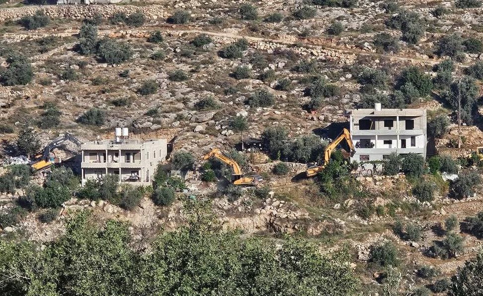 כוחות הכיבוש הרסו שני בתים בנעלין: 20 נפשות נותרו ללא קורת גג