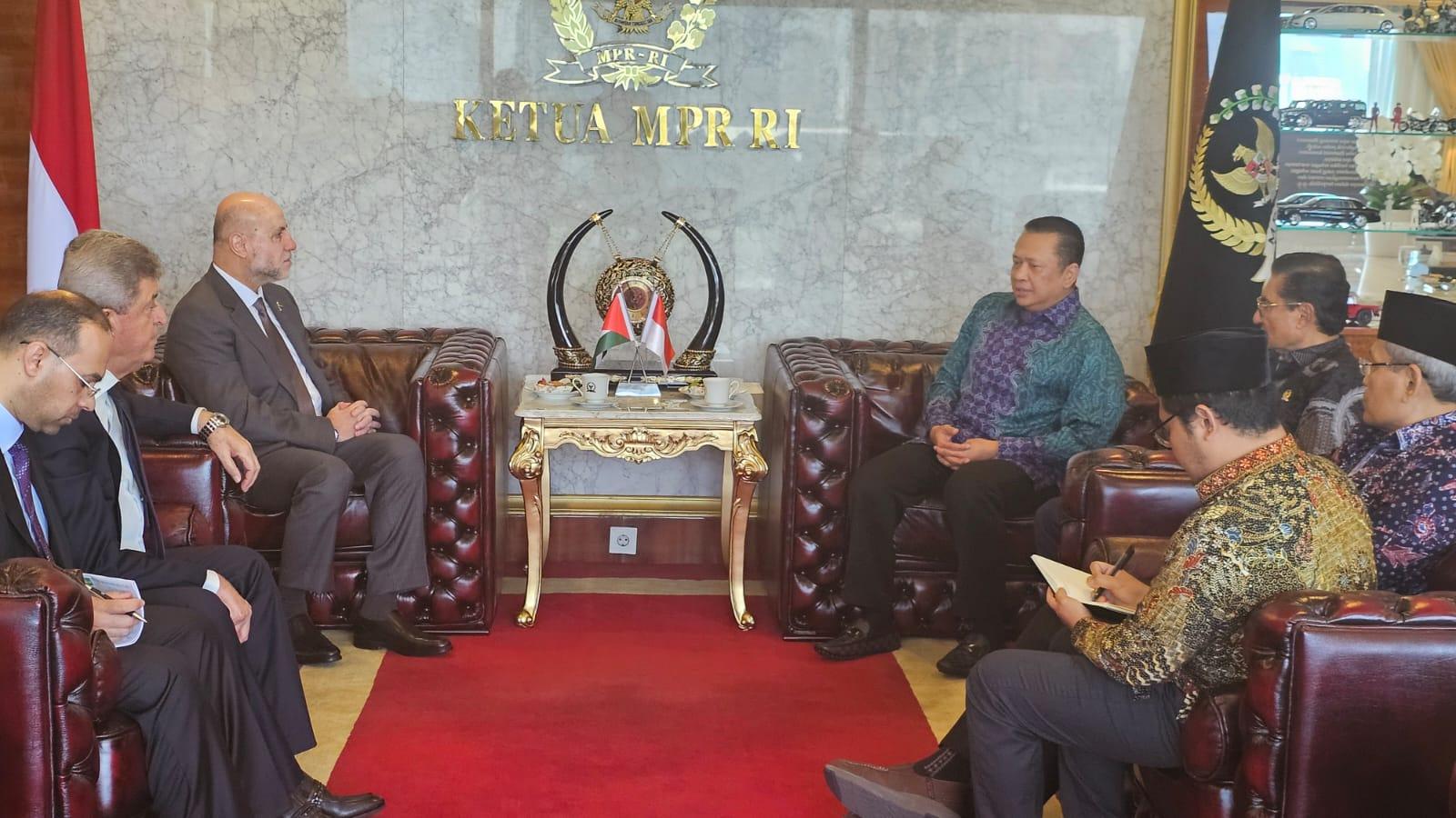 אל-הבאש קורא לחזק את התמיכה בירושלים ובמסגד אל-אקצא