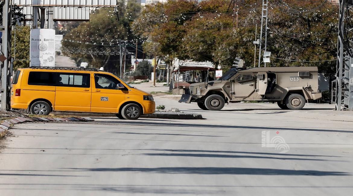 כוחות הכיבוש פשטו על בתים ברמאללה והזהירו משפחות אסירים מפני חגיגות השחרור