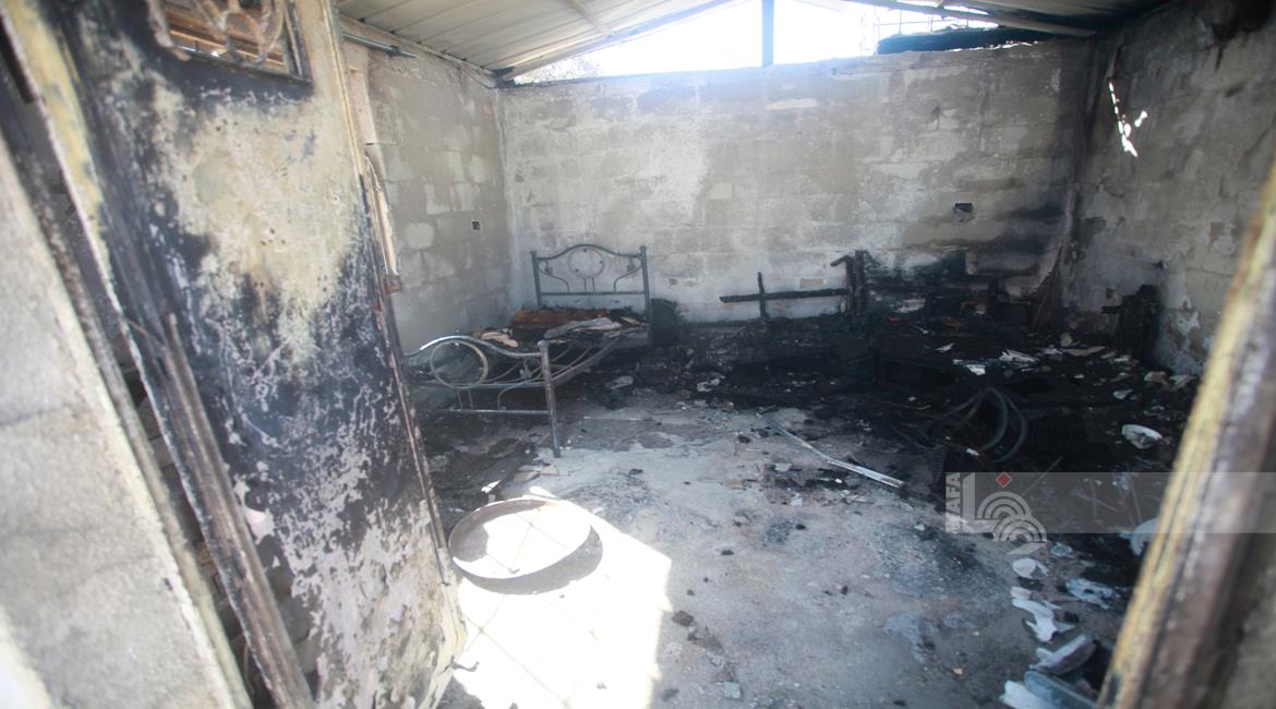 צעיר פלסטיני נפצע מירי במהלך תקיפת מתנחלים בכפר בית פוריק