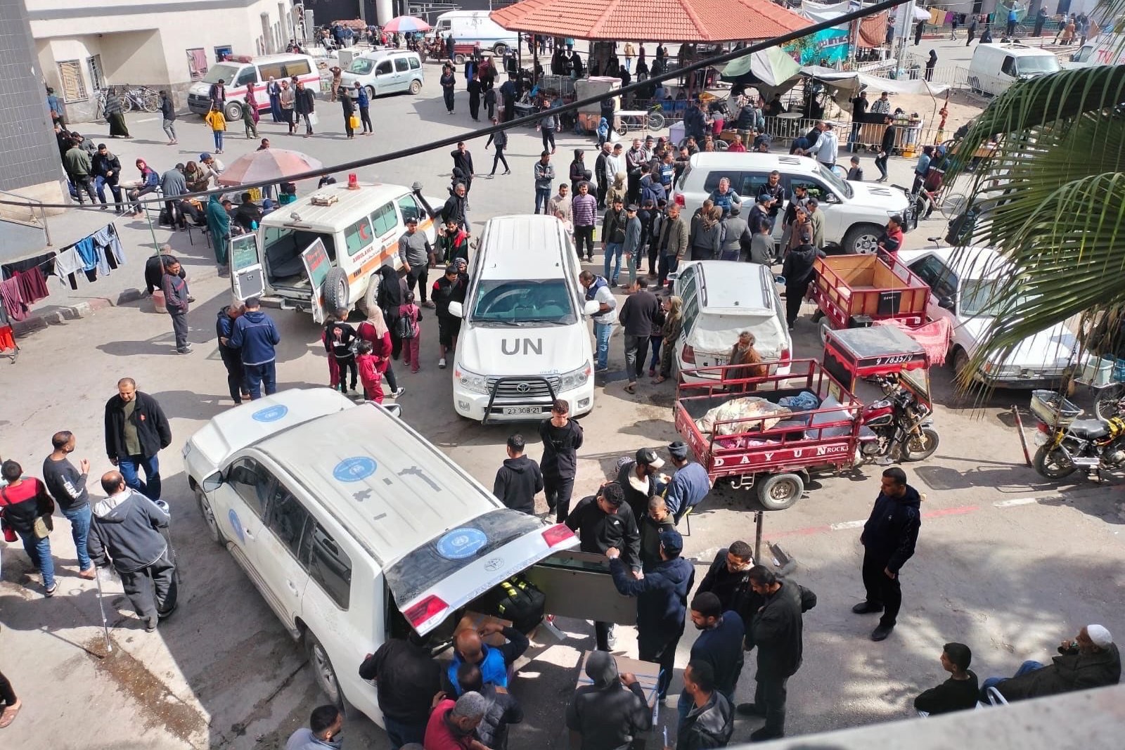 בתי החולים בעזה: עצרנו קבלת גופות מהרוגים בשל מחסור במידע מזהה