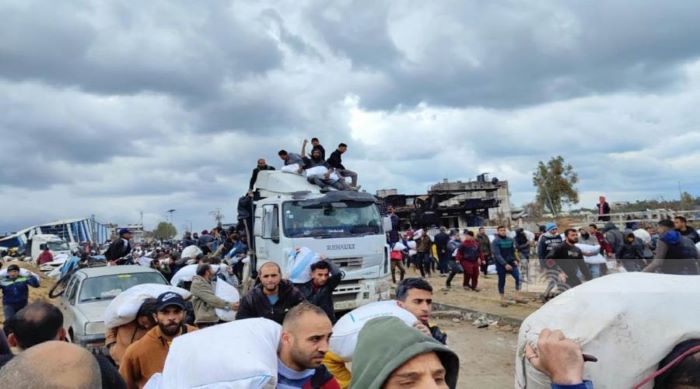 "אונר"א": מספר הפליטים מעזה עלה ל 450 אלף תוך 9 ימים