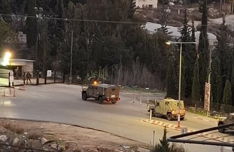 כוחות הכיבוש פשטו על אוניברסיטת ביר־זית ועצרו שישה צעירים מהעיירה