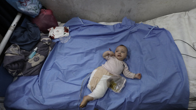 האני – תינוק עזה: הפצצת כוחות הכיבוש כיבתה את צחוקו וקטעה את רגלו