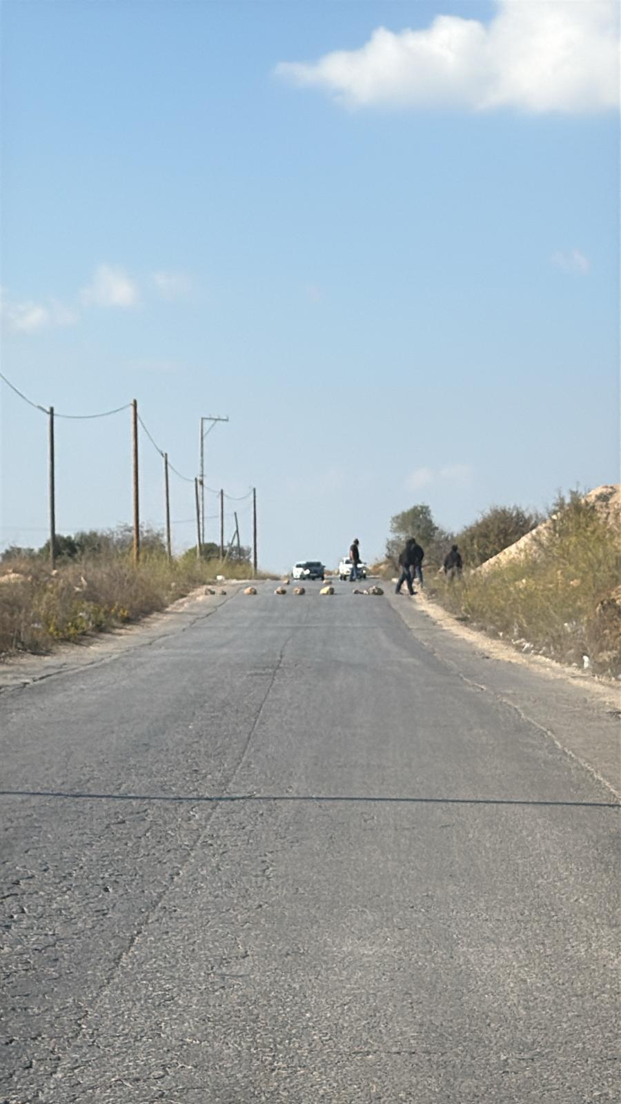 מתנחלים תקפו חקלאים סמוך לבית לחם והציתו רכבים בכפר יברוד ממזרח לרמאללה