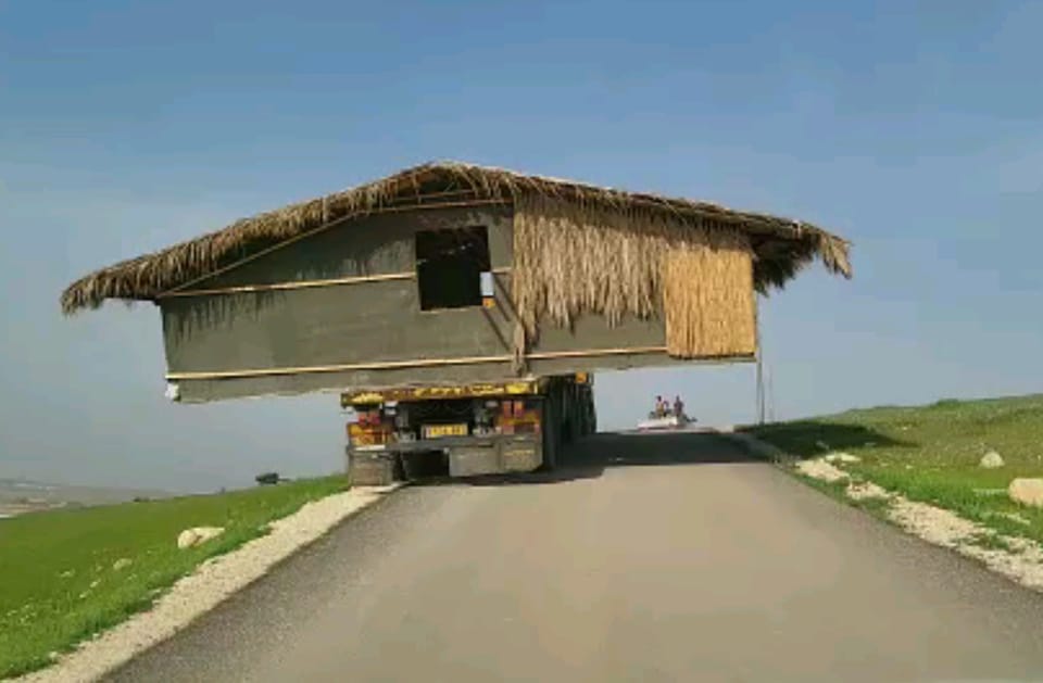 מתנחלים עוברים דירה להשתלטות על קרקעות הפלסטינים