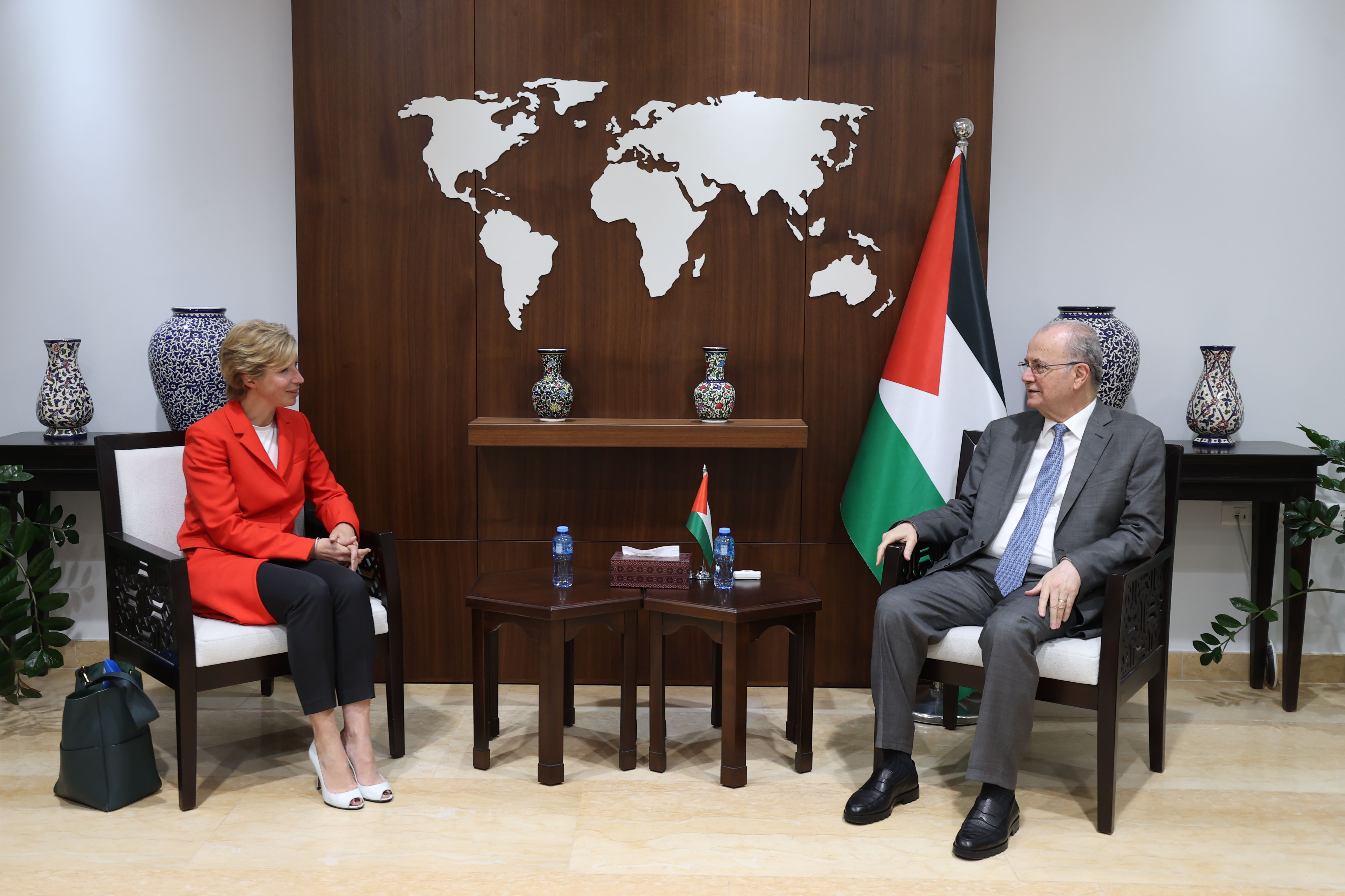 מוסטפא ללוגנדר: יש לבלום את המתקפה על עזה ולגבש חזית בינלאומית למען שלום והכרה במדינה הפלסטינית