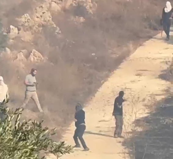 מתנחלים תקפו בתים והציתו אדמות חקלאיות בכפר בורקה