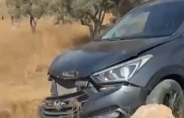 מתנחלים חמושים פגעו ברכב סמוך לכפר אל-מוע'ייר שברמאללה
