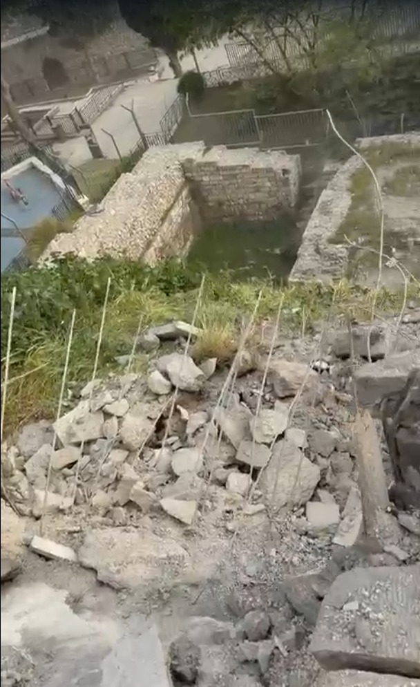 פצוע מנפילת רסיסי טיל בעיר העתיקה בירושלים