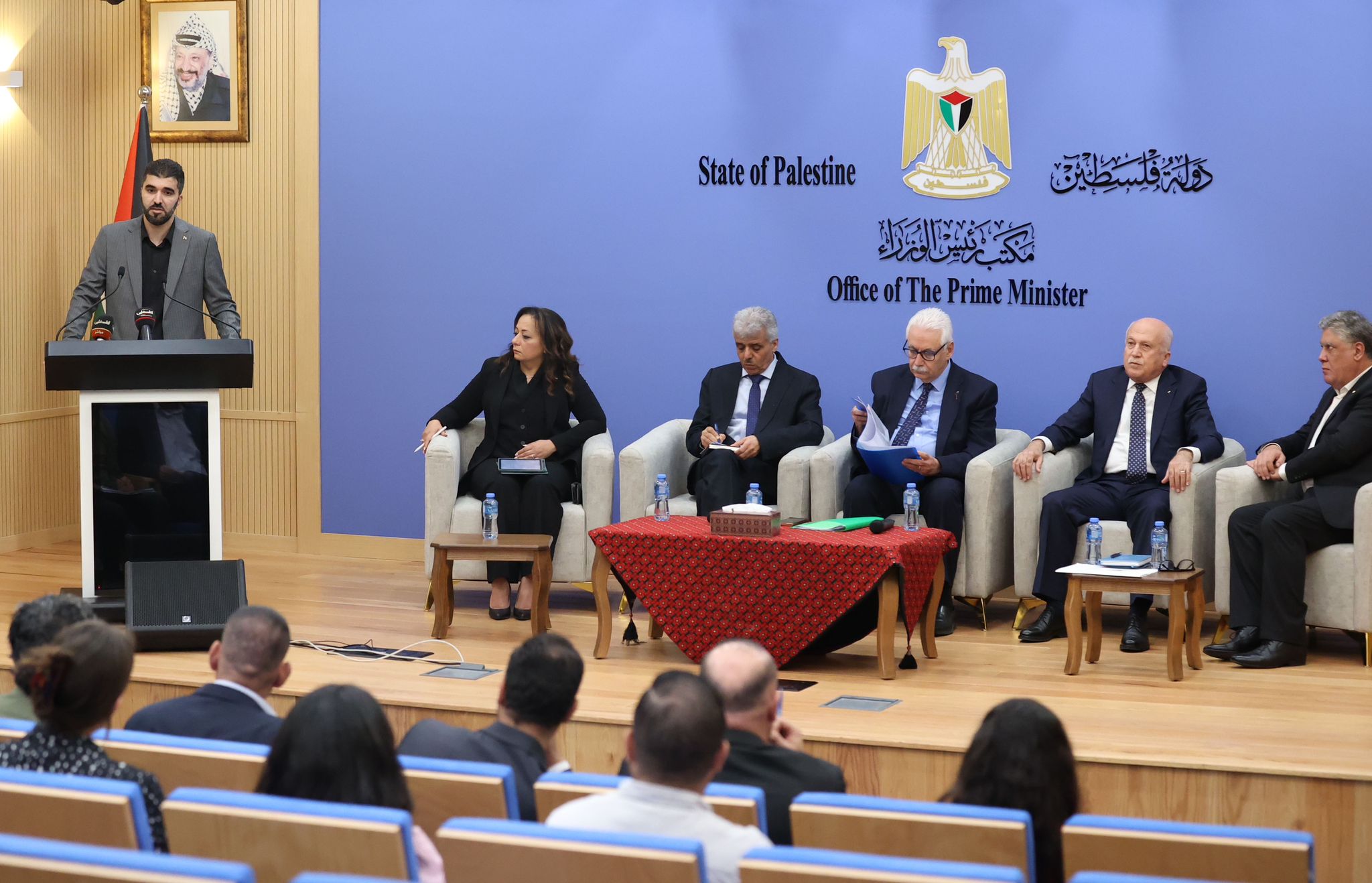 ממשלת הרשות הפלסטינית נלחמת בתוצאות התוקפנות: סיוע כספי, מאמצים בריאותיים, ותוכניות חינוך בעזה ובגדה המערבית