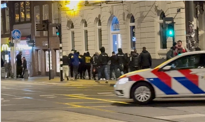 משרד החוץ הפלסטיני: קריאות שנאה ותקיפות באמסטרדם מצד אוהדים ישראלים - איום גובר על הקהילה הפלסטינית