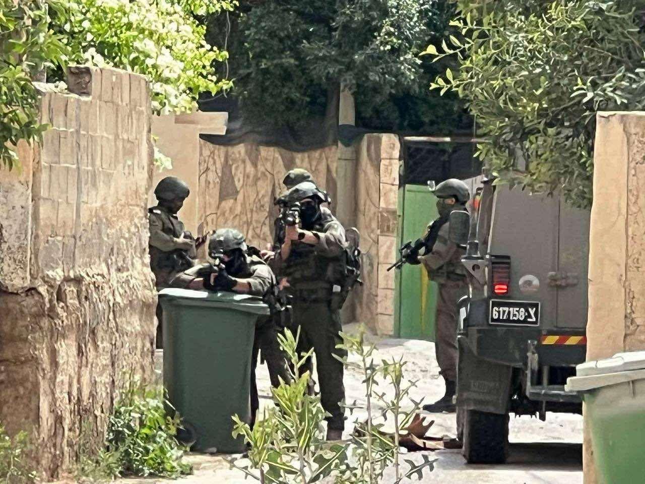 ארבעה צעירים נהרגו בטמון מירי ופגזים של כוחות הכיבוש