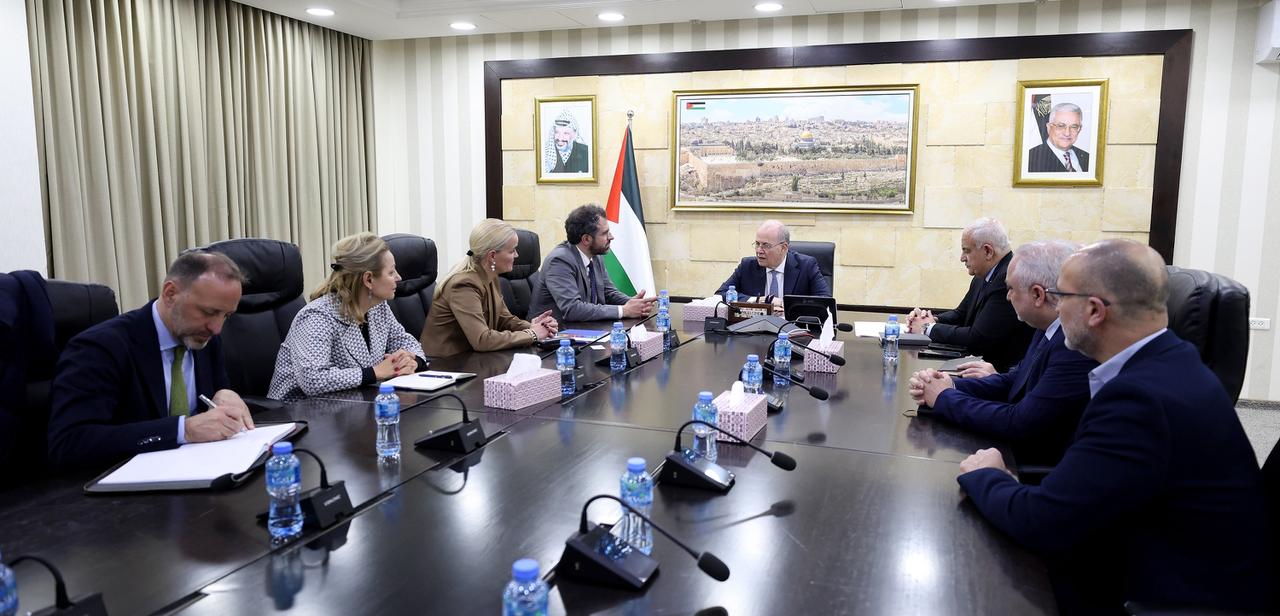 ראש הממשלה דן עם משלחת אירופית בתמיכה במאמצים הפלסטיניים ובחיזוק התיאום בגדה וברצועת עזה