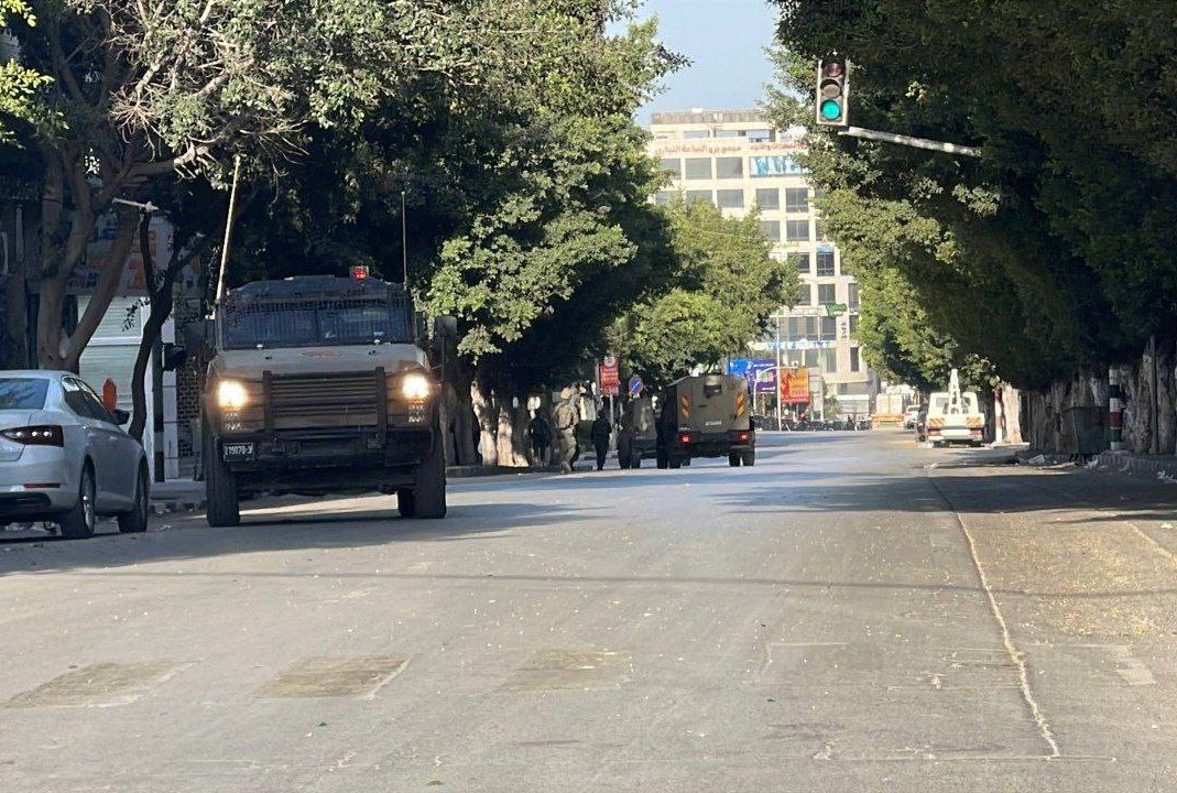 כוחות הכיבוש פלשו לשכם ולכפרים הסמוכים: פשיטות נרחבות, מעצרים וחקירות בשטח