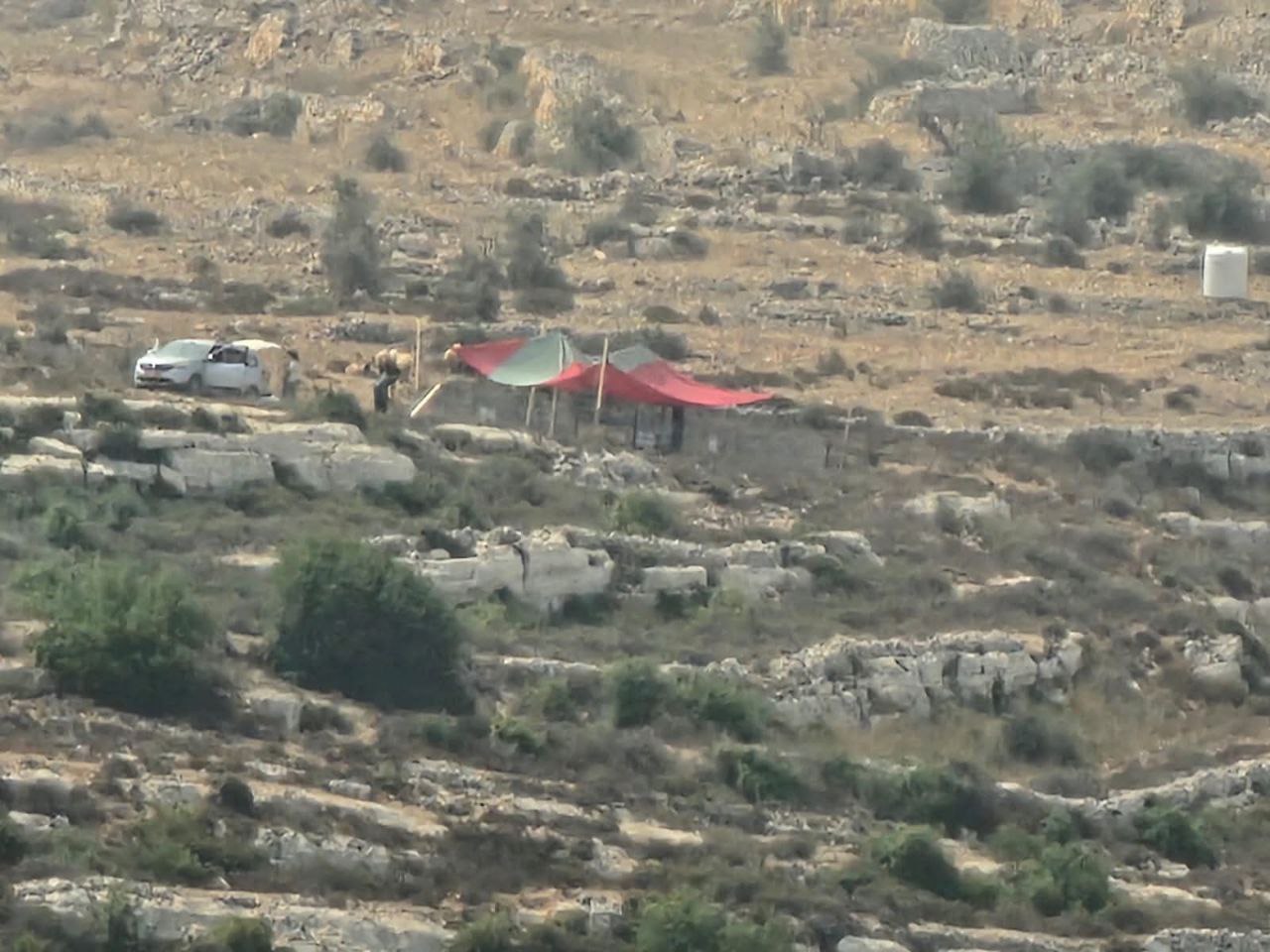 מתנחלים הקימו מחדש מאחז בלתי חוקי על אדמות עטארה בצפון רמאללה